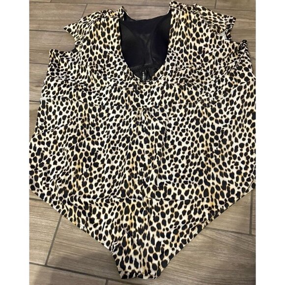 Torrid Swimsuit Size 6 Leopard Print Brown Black ONE PIECE NEW - Picture 6 of 6